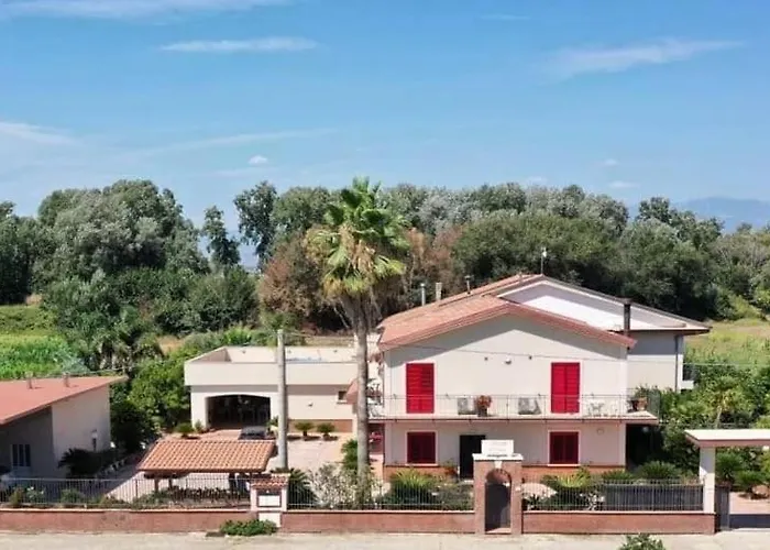 Frühstückspension Silarus 3*