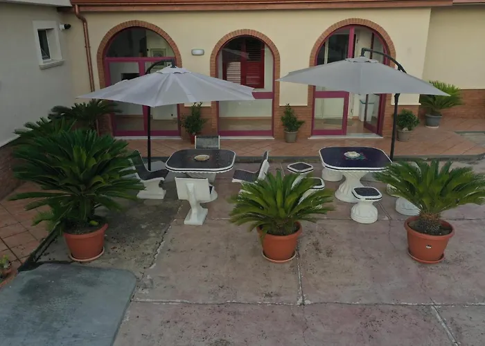 Silarus Frühstückspension 3*